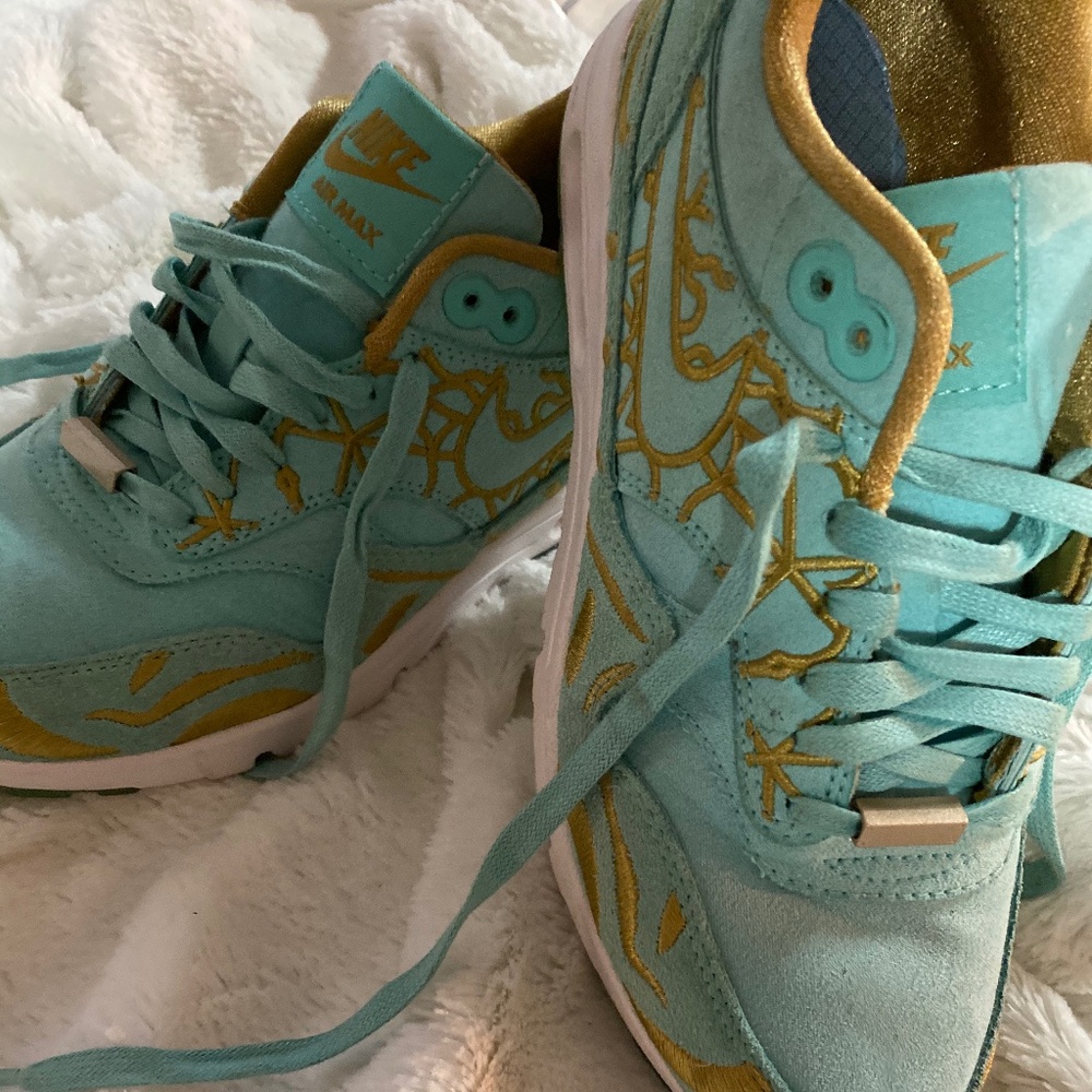 Nike Air Max limited Edition Sneakers